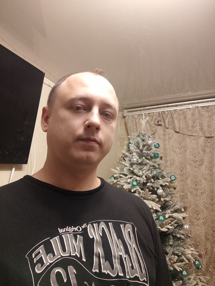  52900987  Lex, 33 ,    --