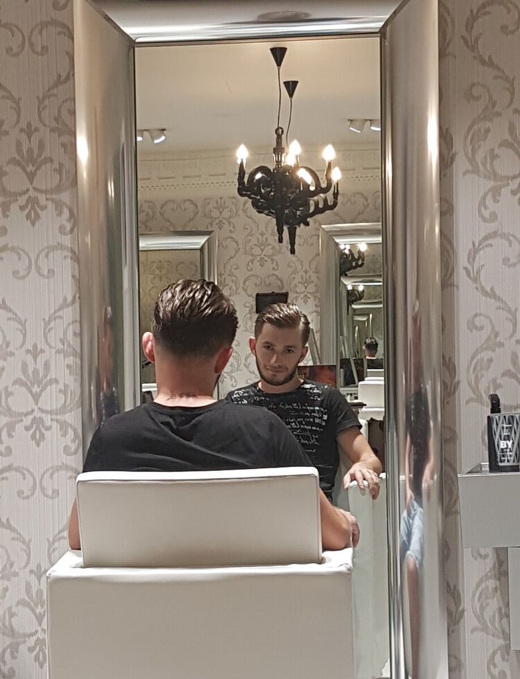  ,   LEO, 29 ,   