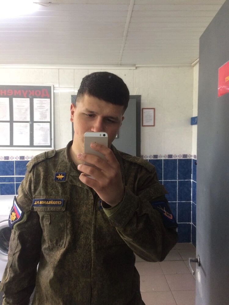  27341377  , 22 ,    
