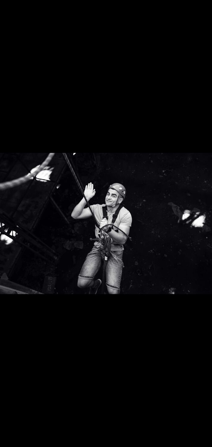  42879897  , 31 ,    -