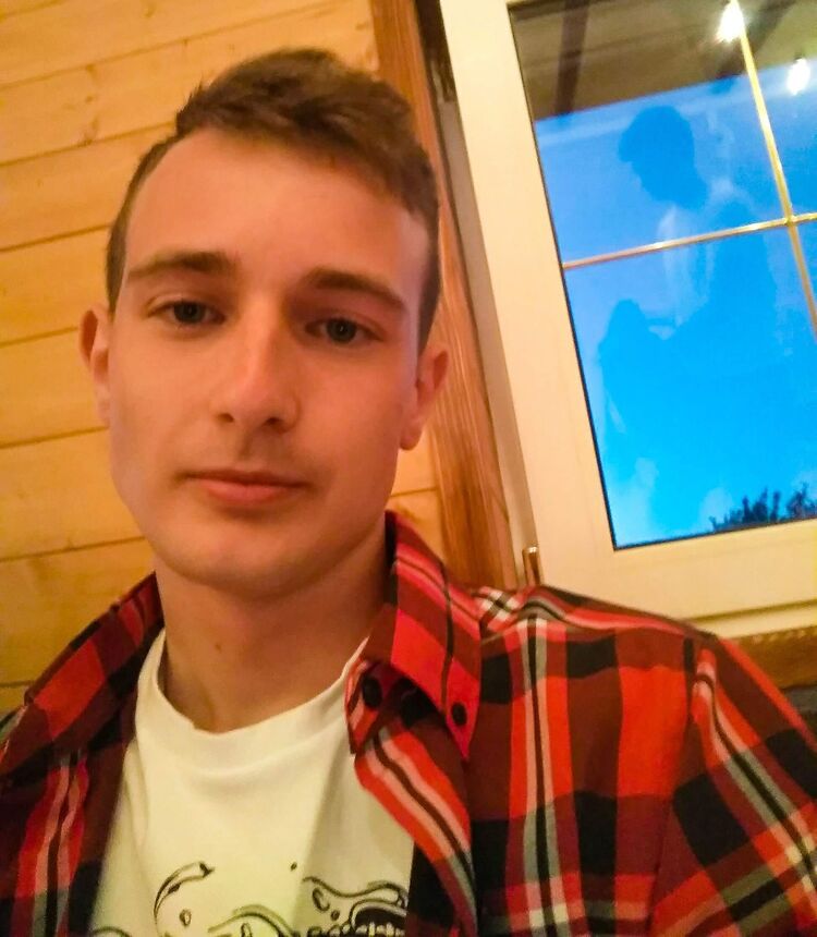  49402637  , 24 ,    