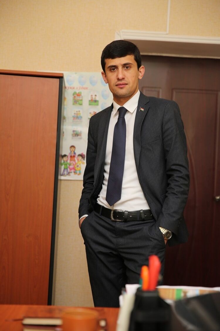  9483647  Dilshod, 37 ,    