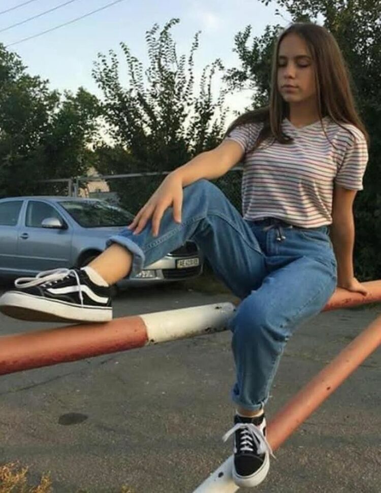  18038107  , 24 ,    