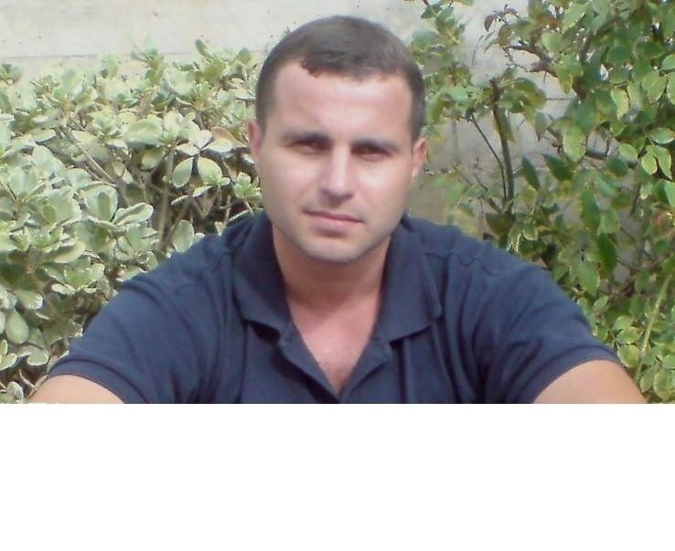  9035987  , 48 ,    