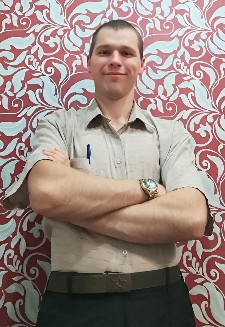  39211277  , 24 ,    