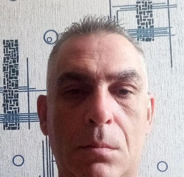  -,   Alex, 35 ,   ,   