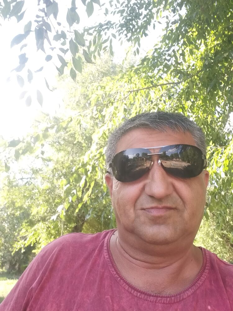  29913857  , 52 ,    
