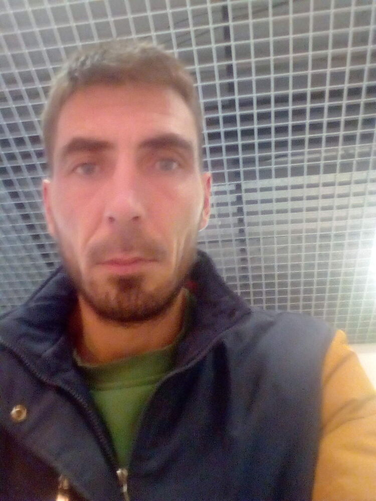  42708807  , 42 ,    