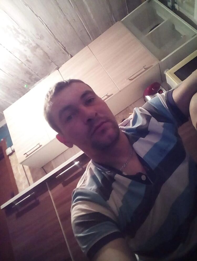  22656437  , 35 ,    