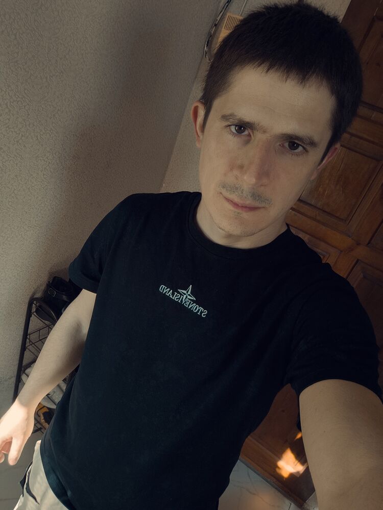  53663687  , 33 ,    