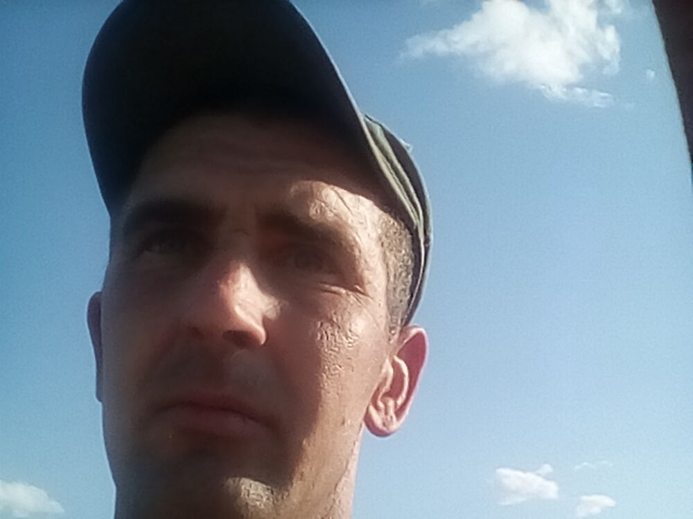  23307957  , 42 ,    