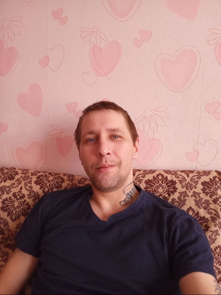  42369397  , 33 ,    