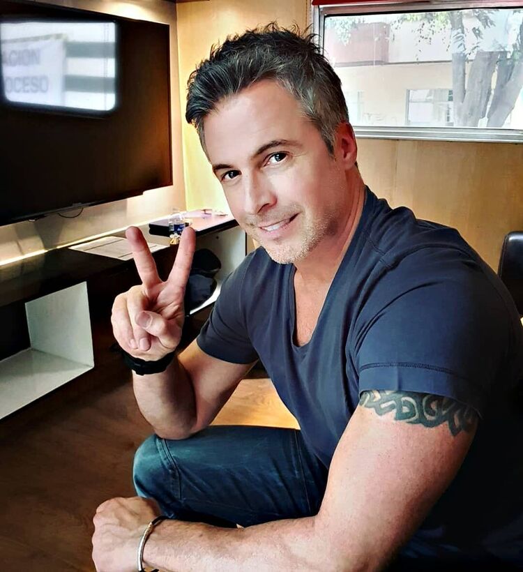  53967457  Class Marlon, 49 ,    