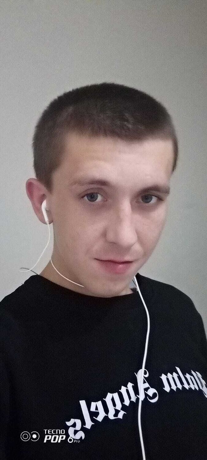  44048907  , 28 ,    --