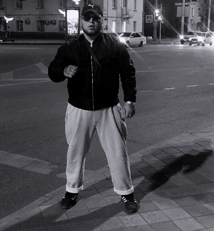  44227297  Rodislav, 23 ,    Deleted
