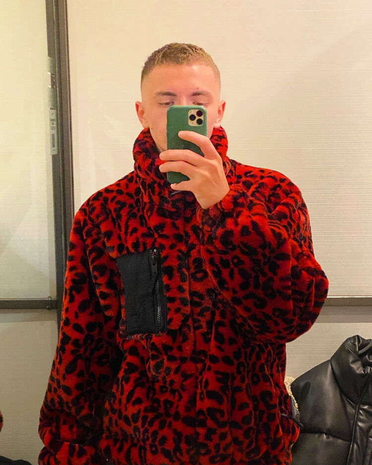  ,   Anton, 24 ,   ,   