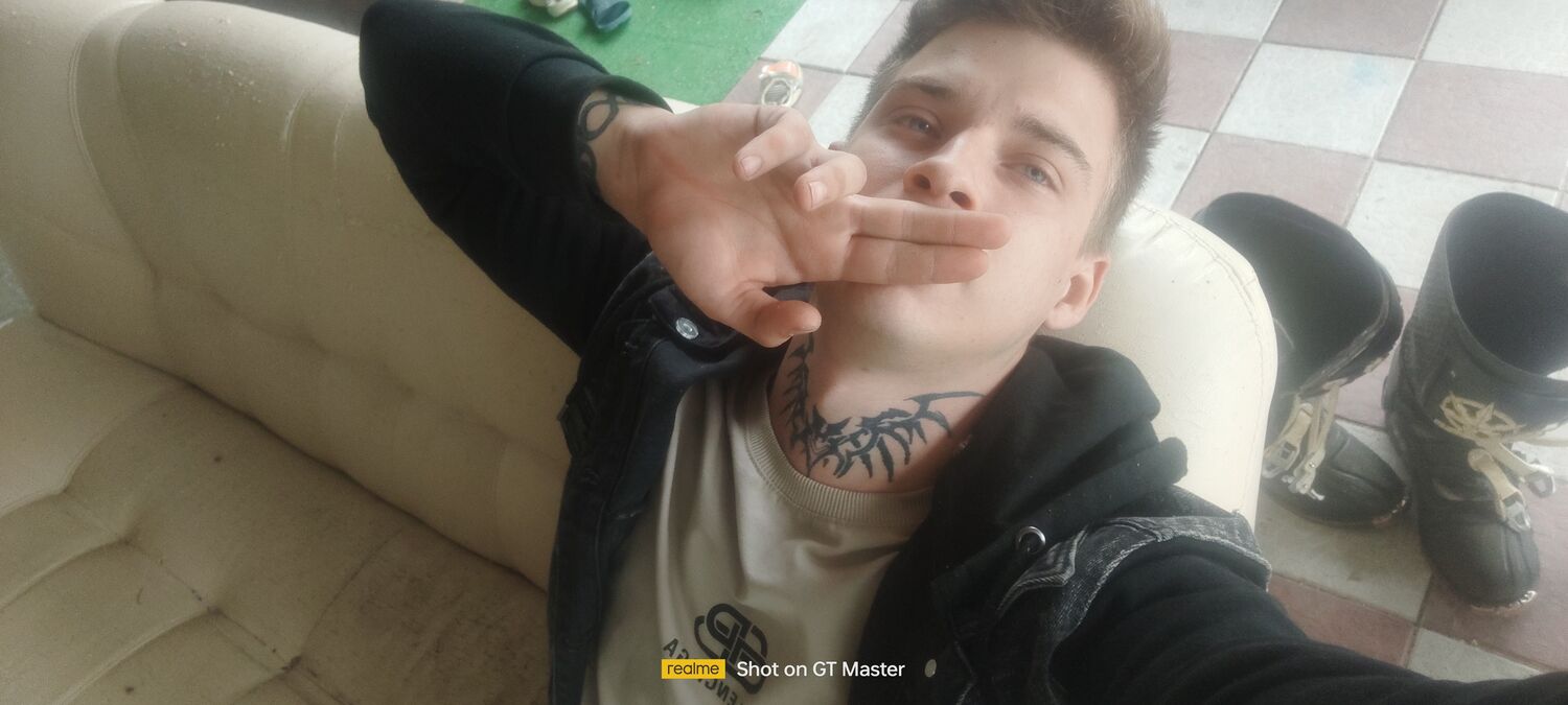  37640017  , 24 ,    