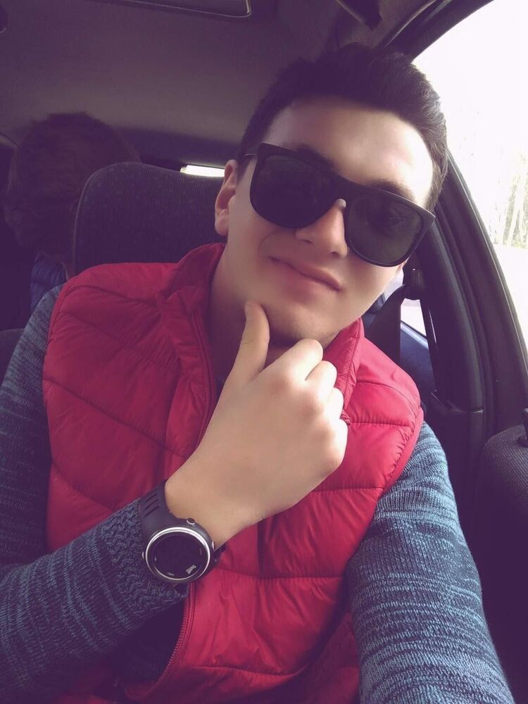  ,   Djoni, 26 ,   ,   