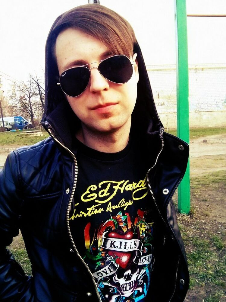  13624477  Anton, 33 ,    