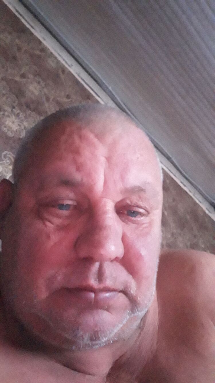  45841377  Xova, 58 ,    