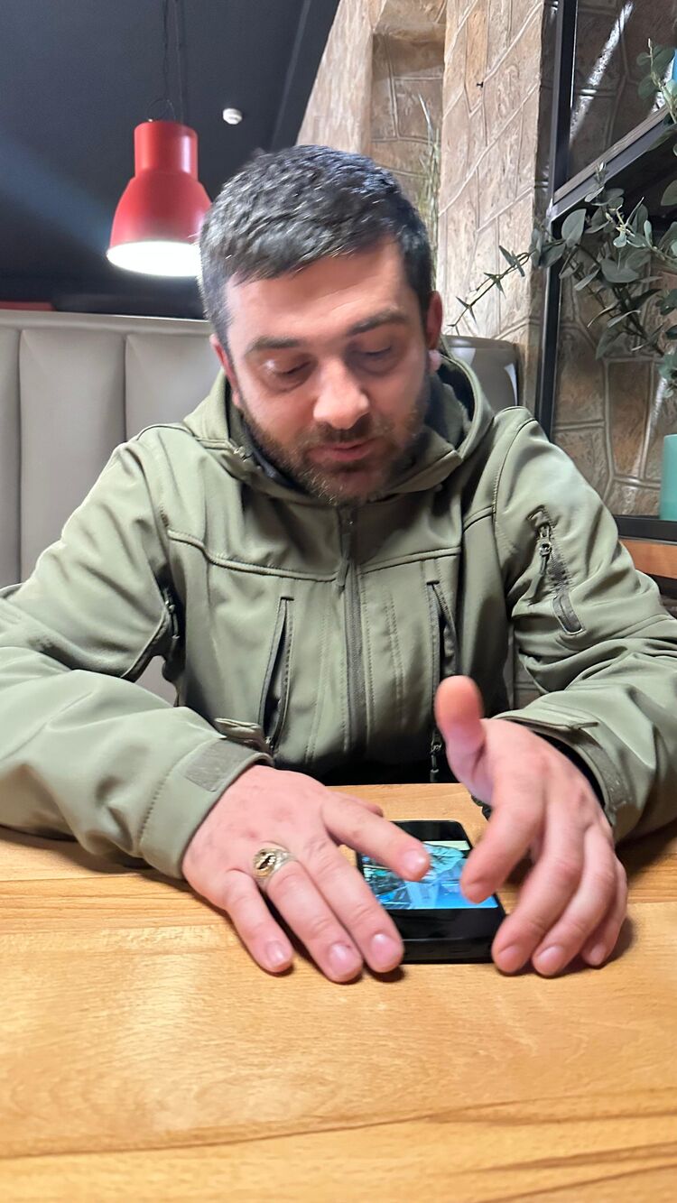  53305527  , 38 ,    
