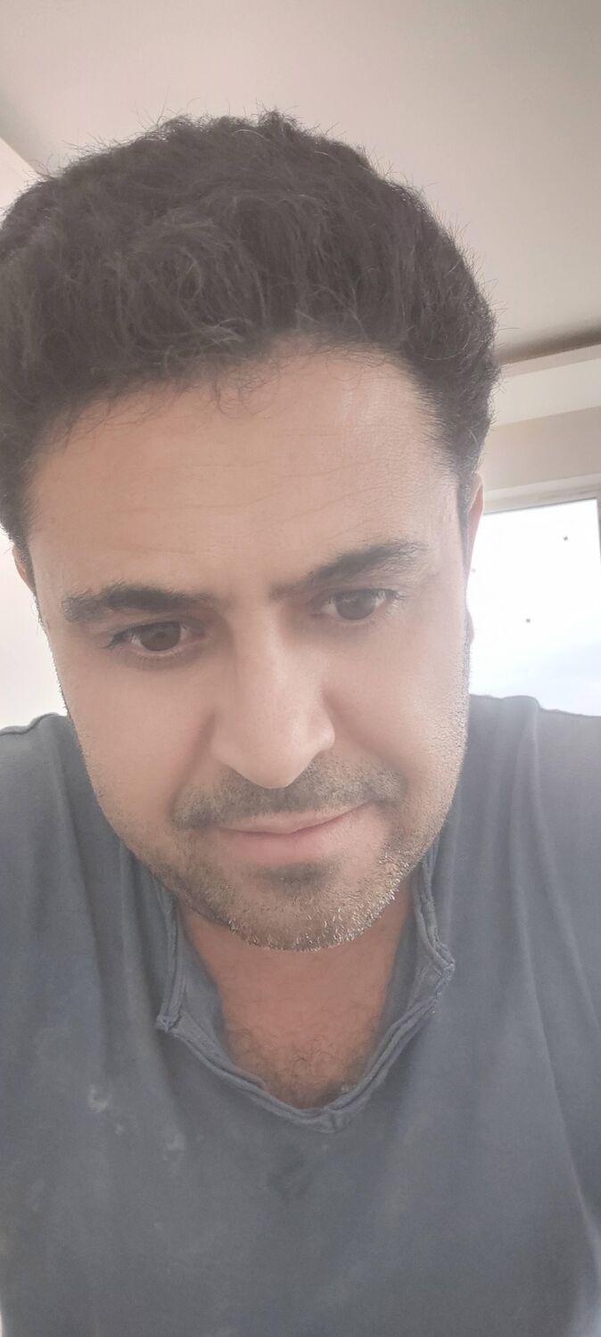  47046337  Salih, 24 ,    Ballica