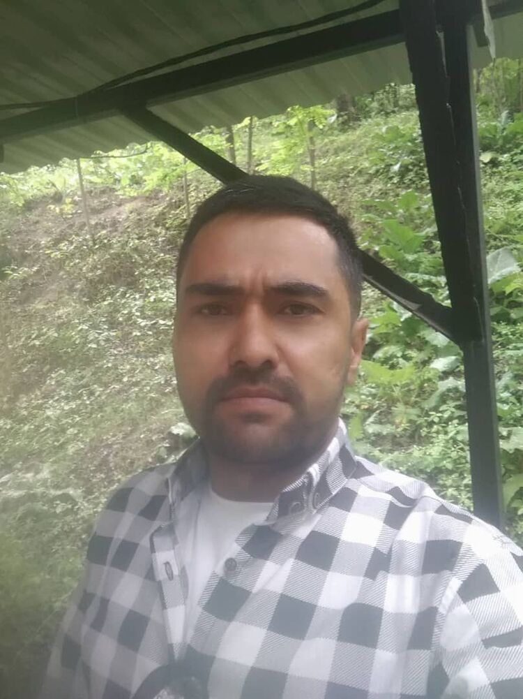  46742747  Bahodirjon, 38 ,    