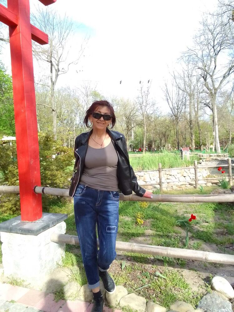  ,   Nina, 56 ,   c 