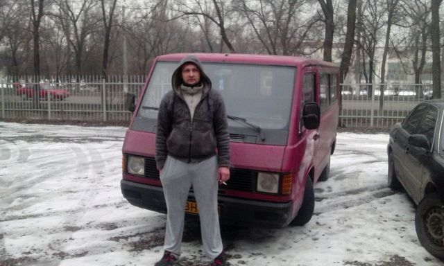  ,   Serega, 38 ,   