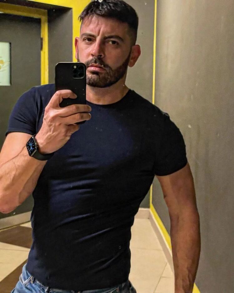  53483047  , 36 ,    