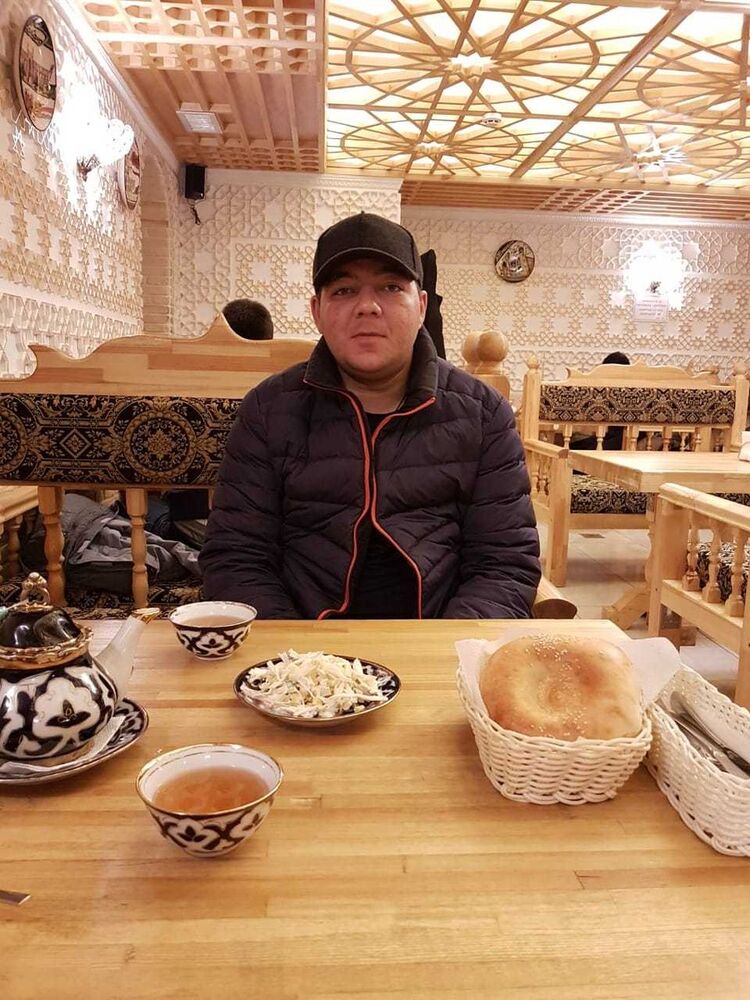  15176477  Slavik, 36 ,    