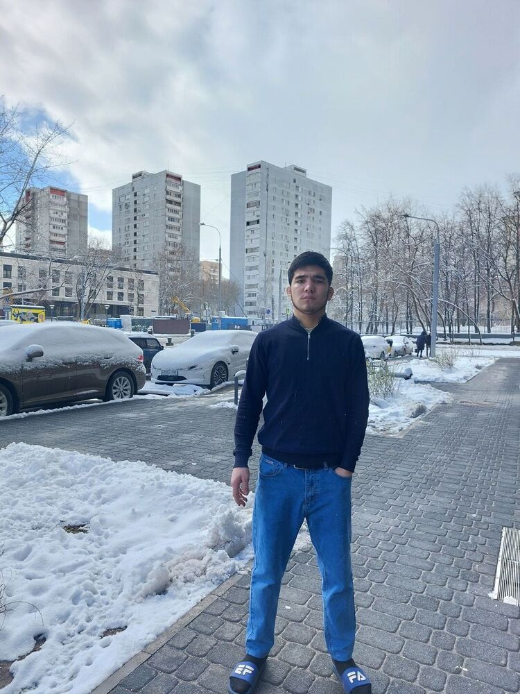  ,   Azamhon, 21 ,     , c 