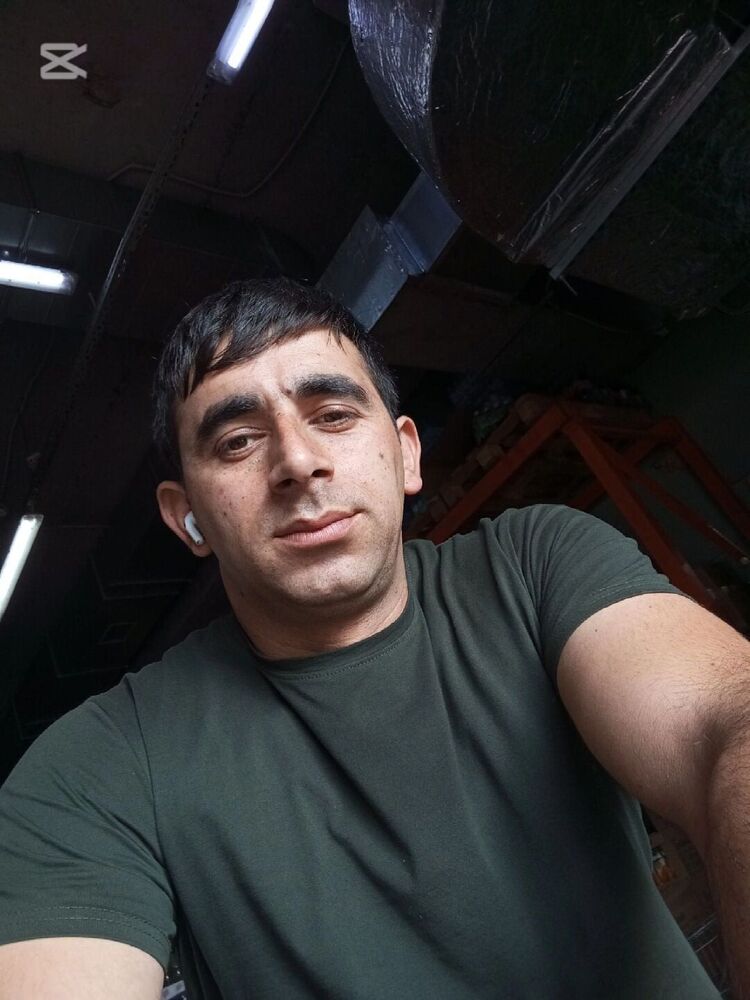  54009477  Niko, 32 ,    