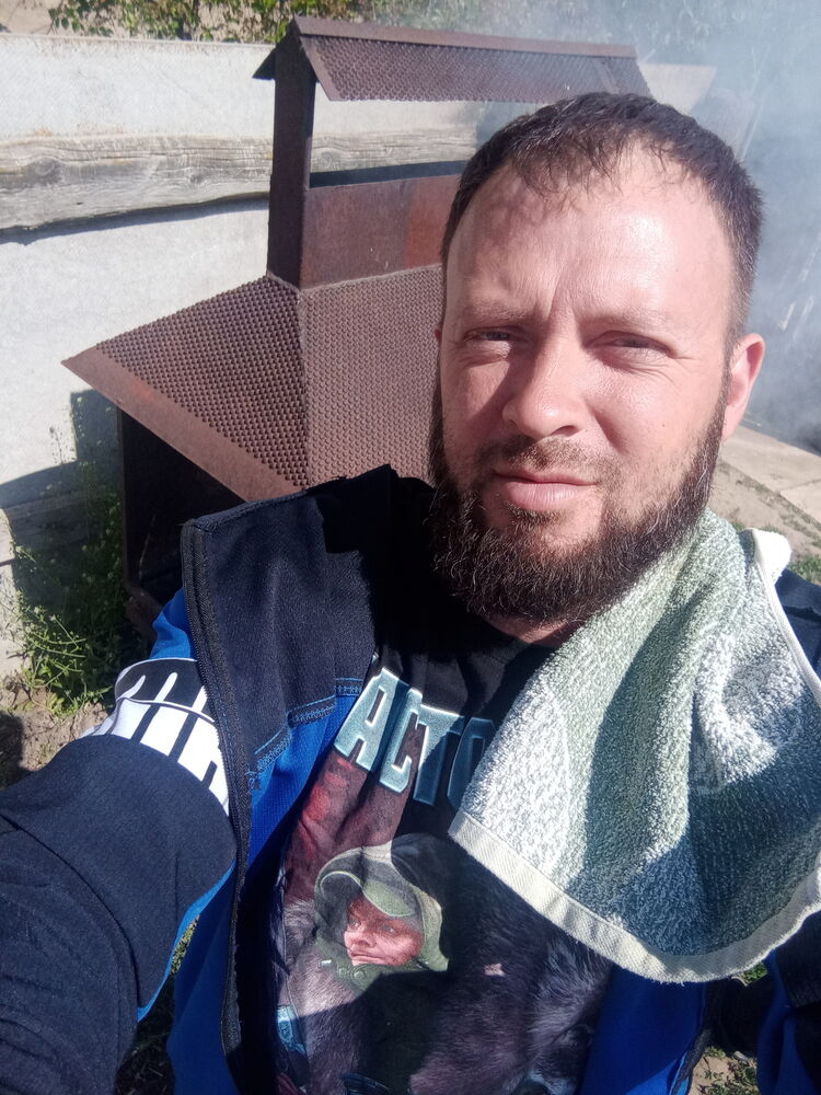  44582757  , 40 ,    