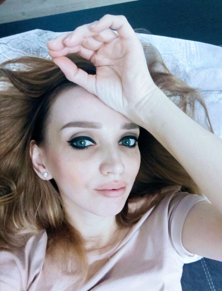 ,   Nika, 45 ,   c 