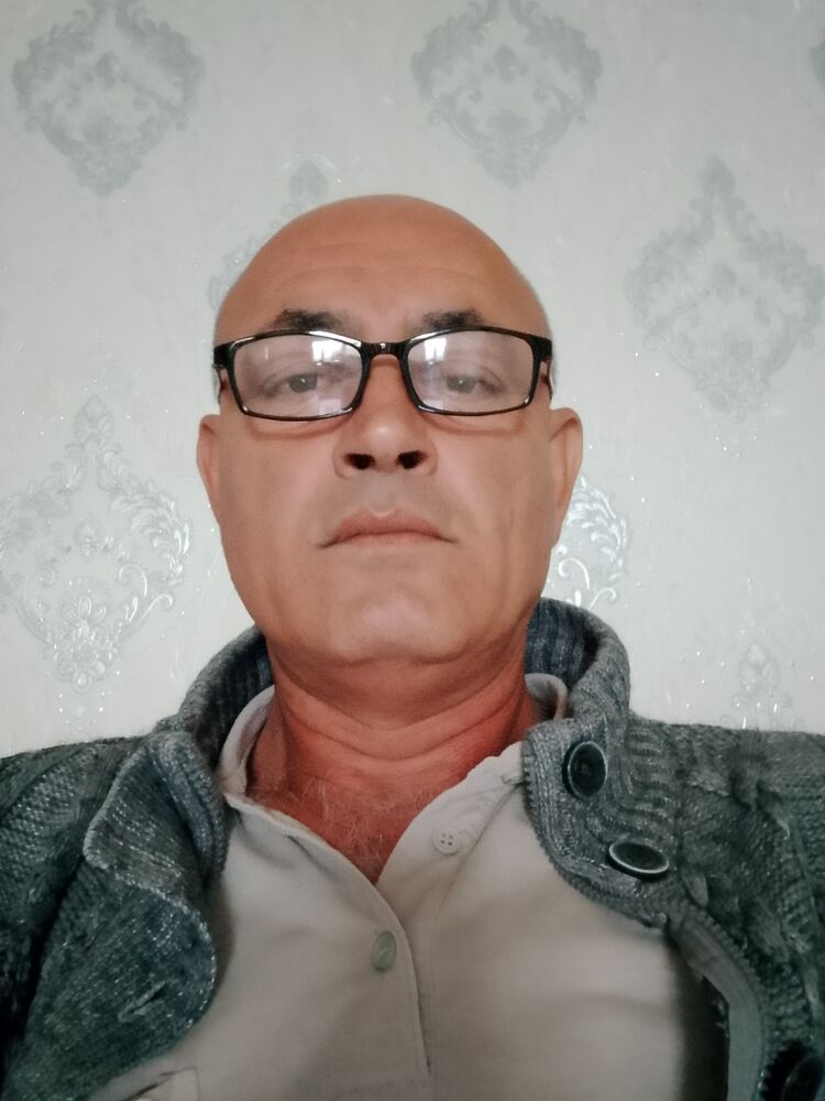  46965277  Mubariz, 55 ,    