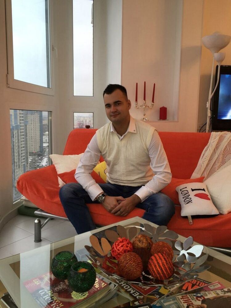  15980567  Alexandr, 40 ,    -