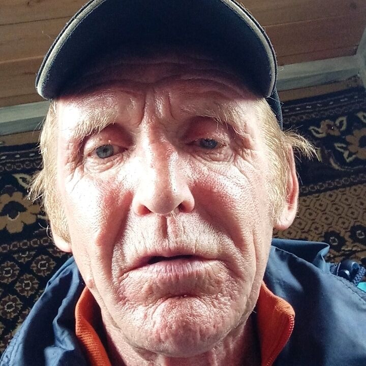  24733277  , 64 ,    