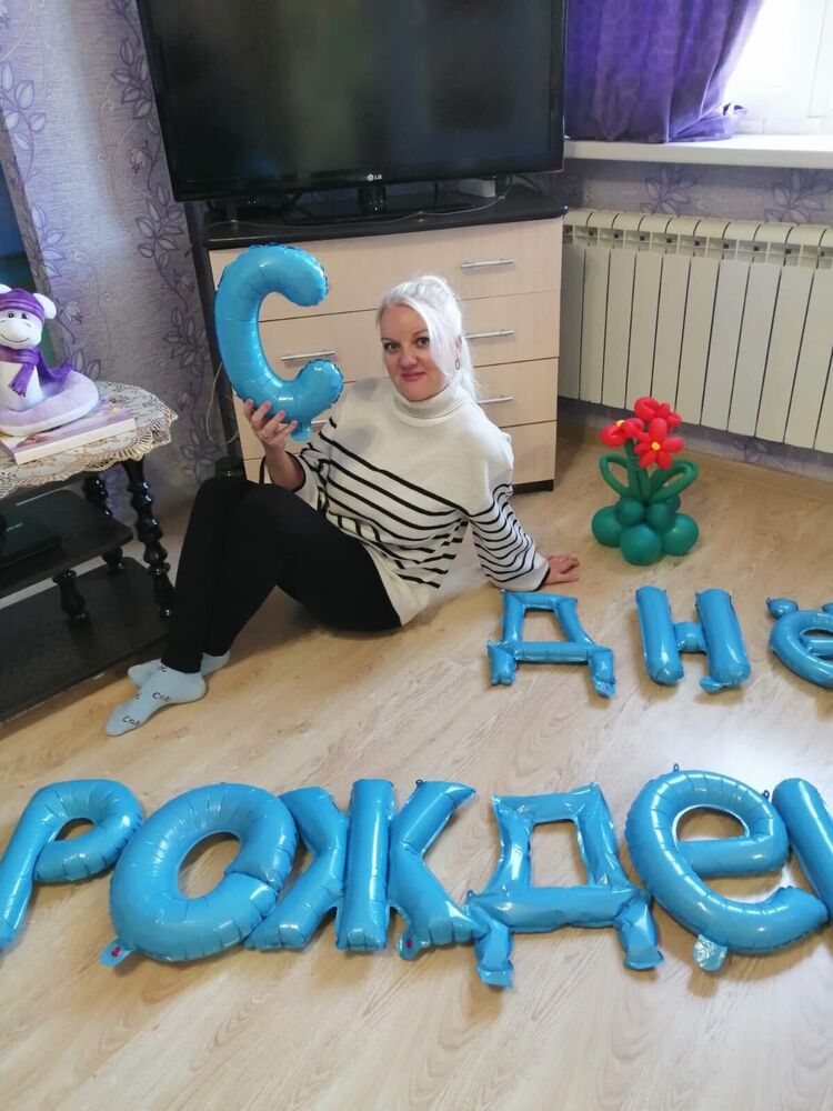  49577337  , 43 ,    --
