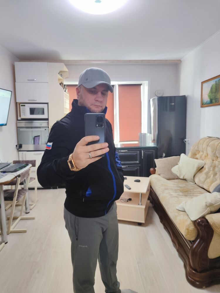  ,   Aleks, 33 ,   ,   , c , 