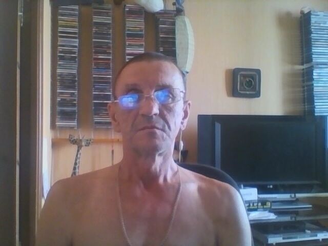  10033817  , 62 ,    