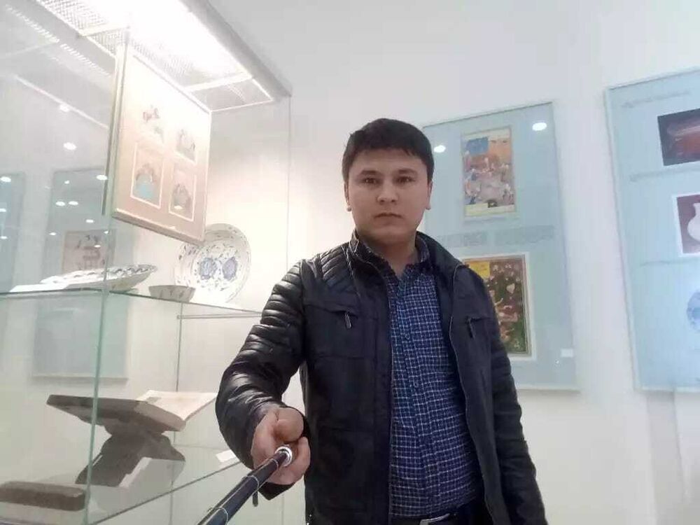 32909667  , 33 ,    