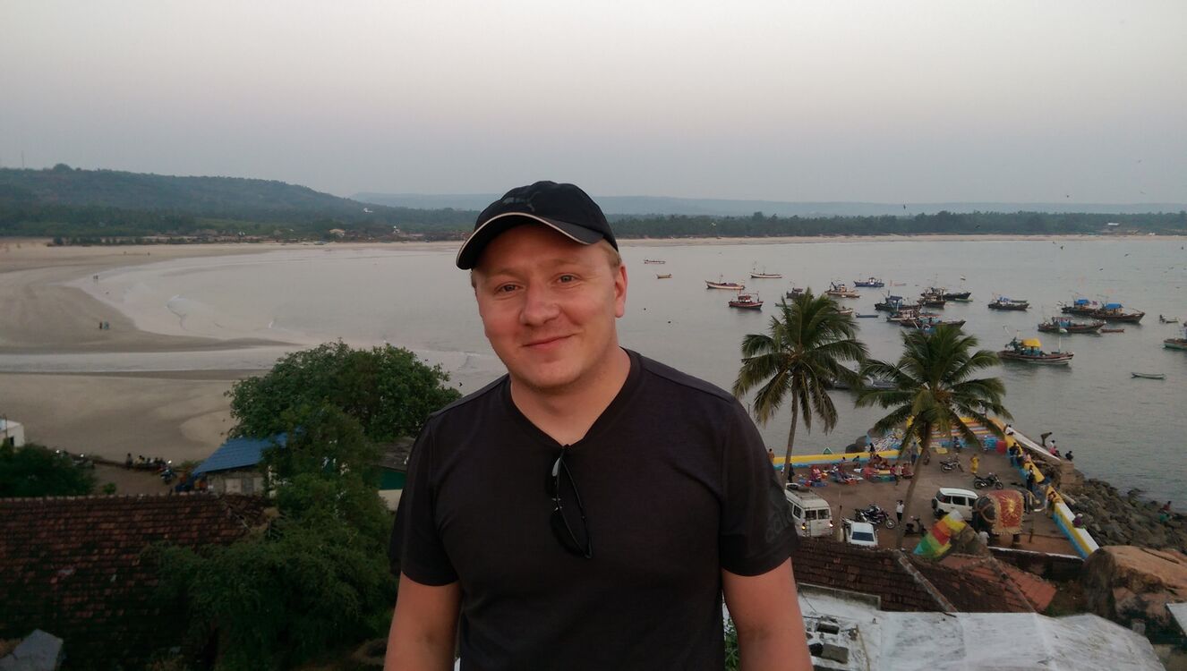  ,   Mikhail, 35 ,   ,   