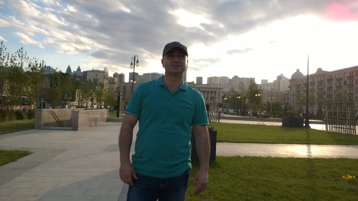  ,   Azer, 43 ,   