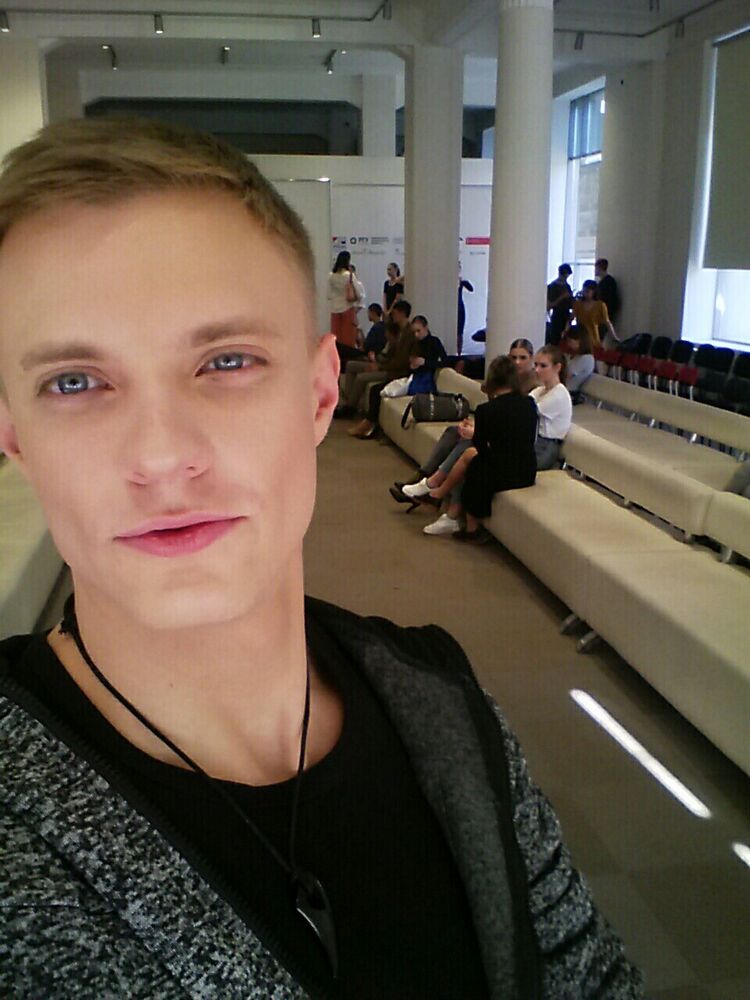  29899227  DN Y, 31 ,    