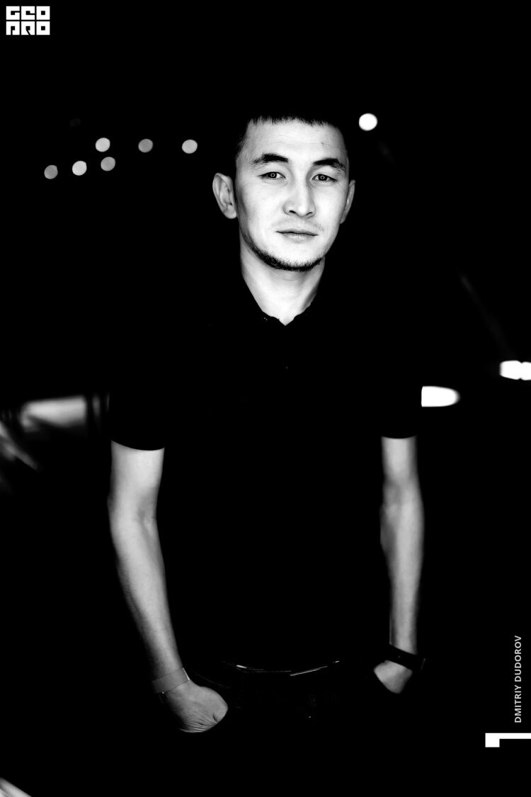 ���� 25730037 ������� �����, 32 ����, ���� ���������� � ���������