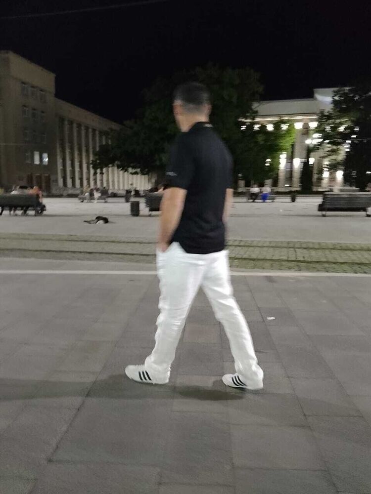  53876547  , 35 ,    
