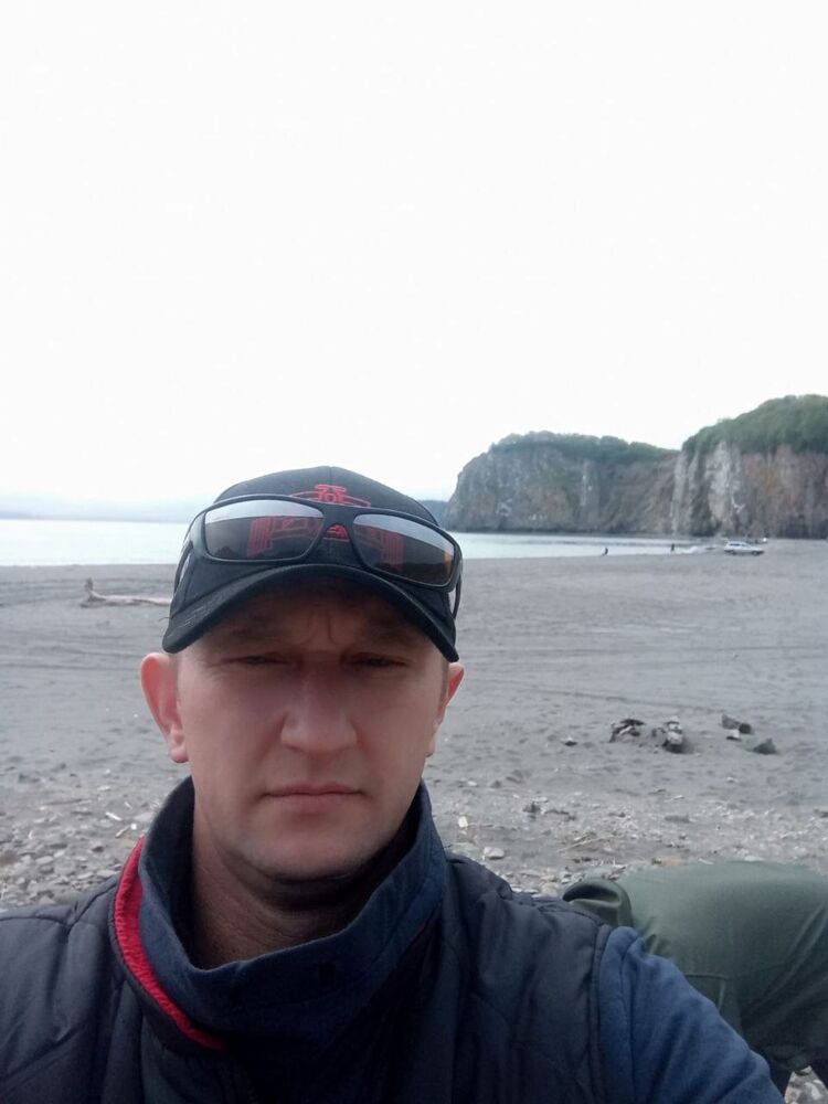  38692077  , 46 ,    -