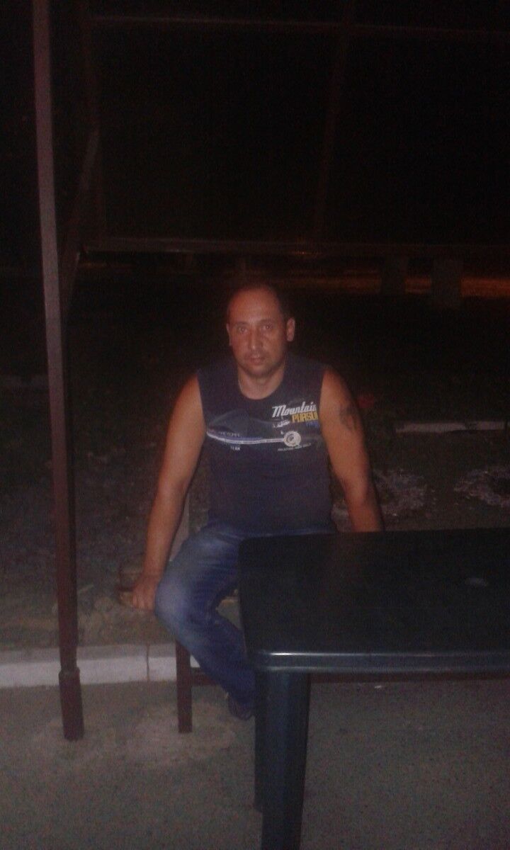  6353827  , 44 ,    