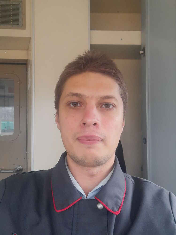  39151027  , 32 ,    